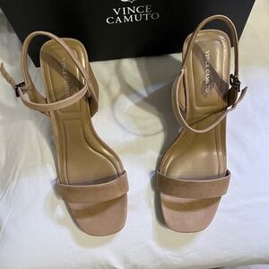 New in Box! Vince Camuto Herrica Block Heels. Size 9.5